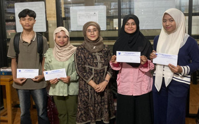 PT. HRKU Salurkan Bantuan Tunai Pendidikan untuk Mahasiswa AMIK Bukittinggi